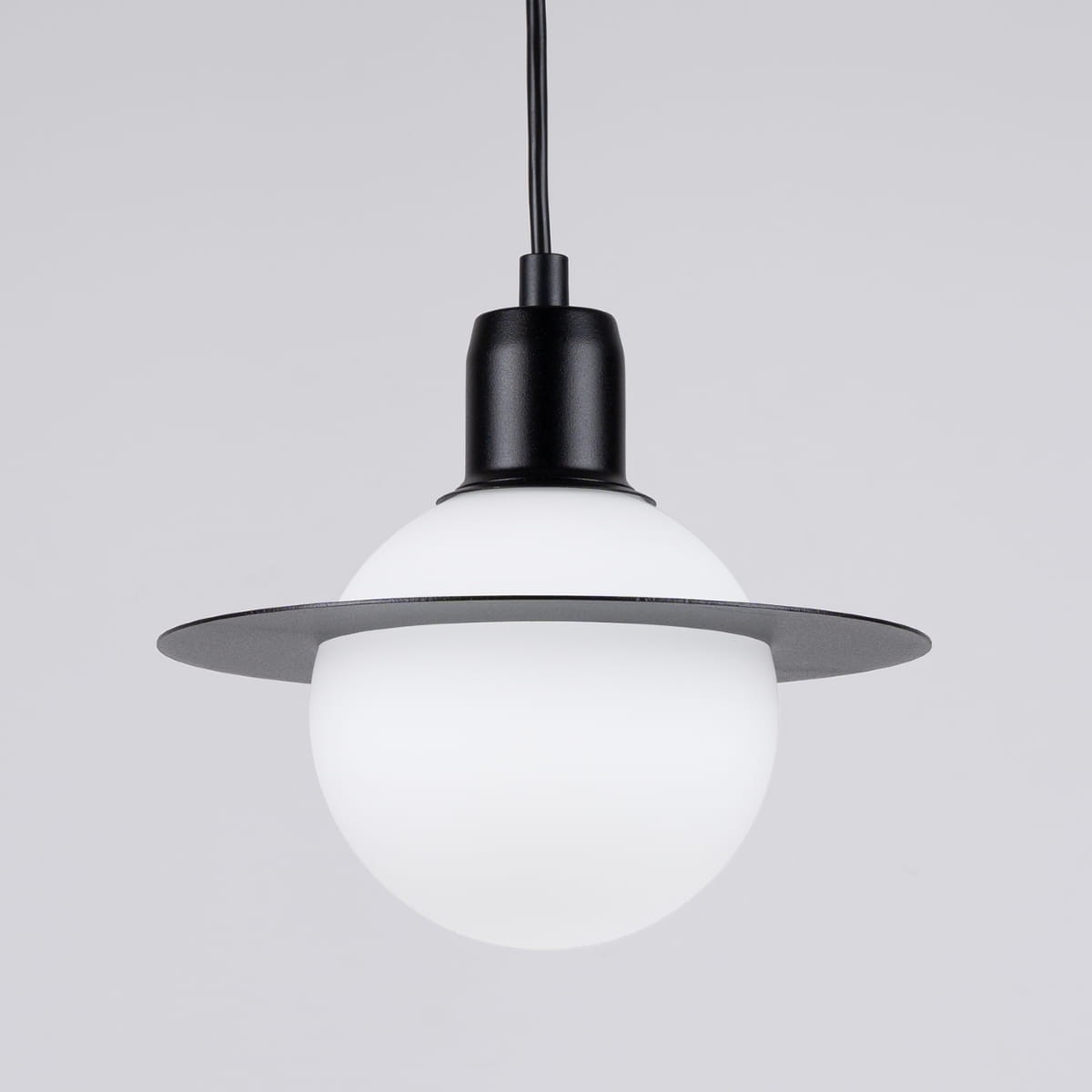 1358-4d-k.jpg